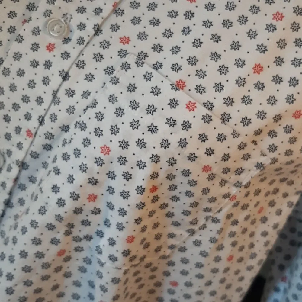 George S/CH 34-36 White with Blue and Red Print Button Down